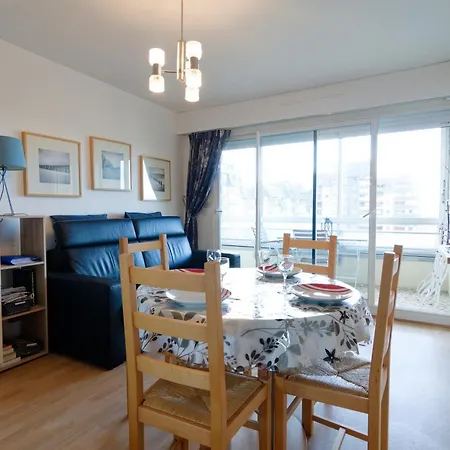 Label Bleu - 300m De La * Graye-sur-Mer